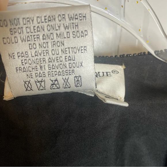 VINTAGE 90’s 100% Silk Sequin Rainbow Papell Boutique Evening Crop Jacke… - Picture 10 of 10